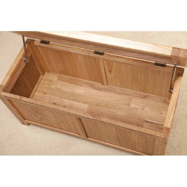 LARGE BLANKET BOX