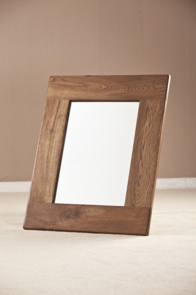 WALL MIRROR 750 X 600