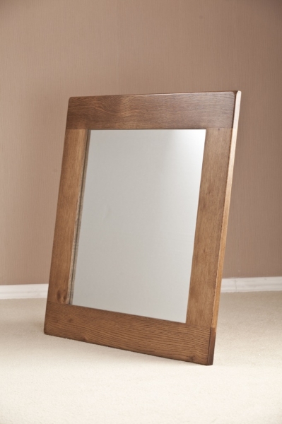 WALL MIRROR 900 X 900